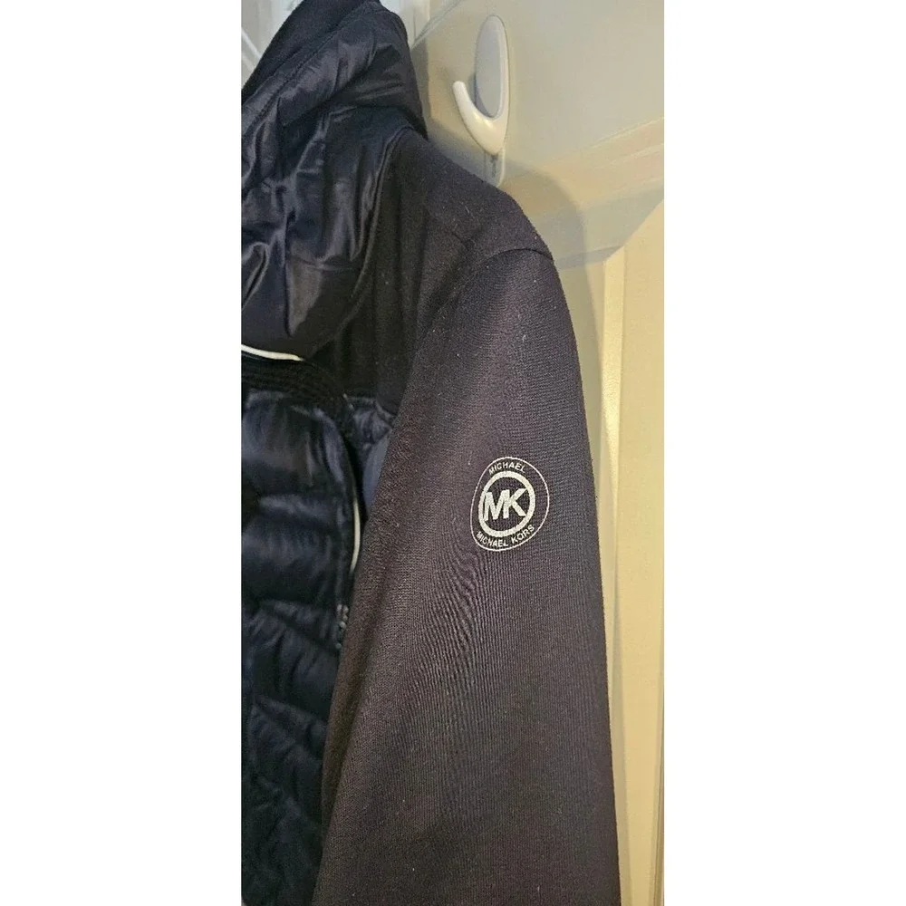 Michael Kors Women's Black Puffer Jacket‎ XL with thumb holes